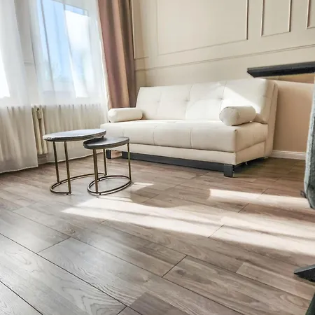 Geli Homes L1 - 2x Zimmer, 2x Kingsize Bett, 1 Bis 4 Personen, Parkplatz, Tv, Wifi, Kueche, Kaffee, Tee *