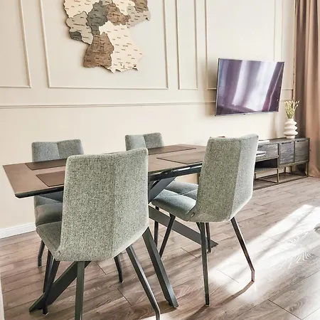 דירה Geli Homes L1 - 2x Zimmer, 2x Kingsize Bett, 1 Bis 4 Personen, Parkplatz, Tv, Wifi, Kueche, Kaffee, Tee *