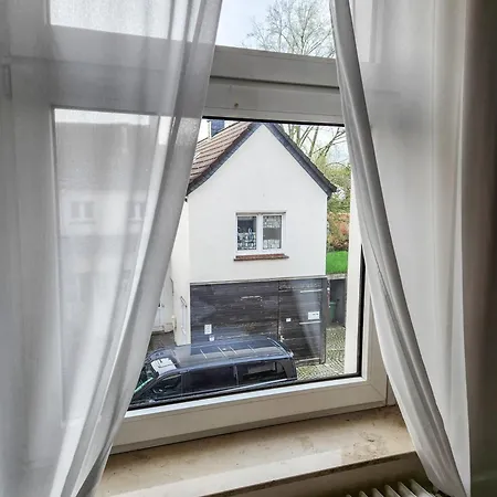 Geli Homes L1 - 2x Zimmer, 2x Kingsize Bett, 1 Bis 4 Personen, Parkplatz, Tv, Wifi, Kueche, Kaffee, Tee דירה *