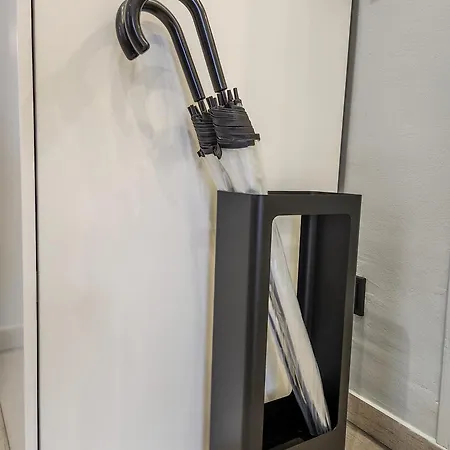 Geli Homes L1 - 2x Zimmer, 2x Kingsize Bett, 1 Bis 4 Personen, Parkplatz, Tv, Wifi, Kueche, Kaffee, Tee *