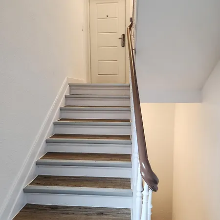 Geli Homes L1 - 2x Zimmer, 2x Kingsize Bett, 1 Bis 4 Personen, Parkplatz, Tv, Wifi, Kueche, Kaffee, Tee * Lünen