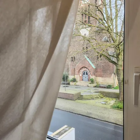 Geli Homes L1 - 2x Zimmer, 2x Kingsize Bett, 1 Bis 4 Personen, Parkplatz, Tv, Wifi, Kueche, Kaffee, Tee *