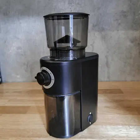 Geli Homes L1 - 2x Zimmer, 2x Kingsize Bett, 1 Bis 4 Personen, Parkplatz, Tv, Wifi, Kueche, Kaffee, Tee Lünen