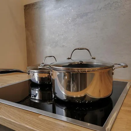 Geli Homes L1 - 2x Zimmer, 2x Kingsize Bett, 1 Bis 4 Personen, Parkplatz, Tv, Wifi, Kueche, Kaffee, Tee شقة Lünen