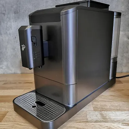 Geli Homes L1 - 2x Zimmer, 2x Kingsize Bett, 1 Bis 4 Personen, Parkplatz, Tv, Wifi, Kueche, Kaffee, Tee Lünen