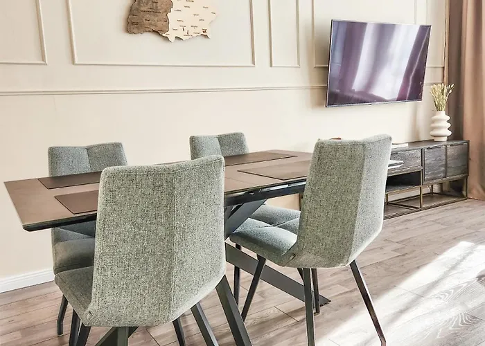 公寓 Geli Homes L1 - 2x Zimmer, 2x Kingsize Bett, 1 Bis 4 Personen, Parkplatz, Tv, Wifi, Kueche, Kaffee, Tee *