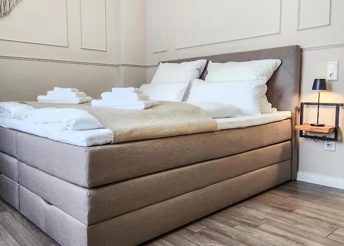 Geli Homes L1 - 2x Zimmer, 2x Kingsize Bett, 1 Bis 4 Personen, Parkplatz, Tv, Wifi, Kueche, Kaffee, Tee