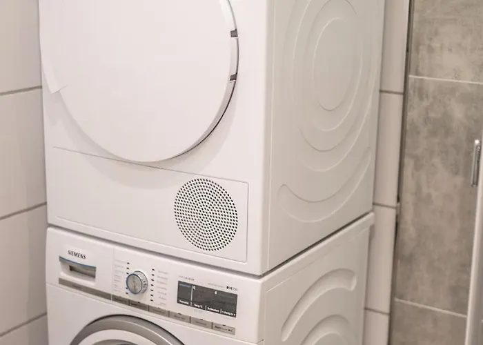 Geli Homes L1 - 2x Zimmer, 2x Kingsize Bett, 1 Bis 4 Personen, Parkplatz, Tv, Wifi, Kueche, Kaffee, Tee Appartement Lünen