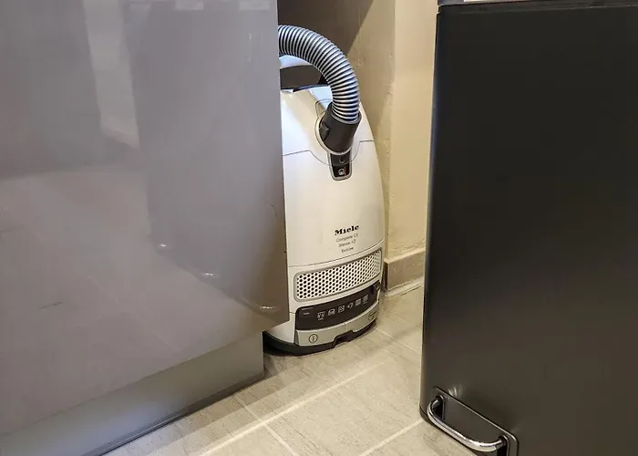 公寓 Geli Homes L1 - 2x Zimmer, 2x Kingsize Bett, 1 Bis 4 Personen, Parkplatz, Tv, Wifi, Kueche, Kaffee, Tee *