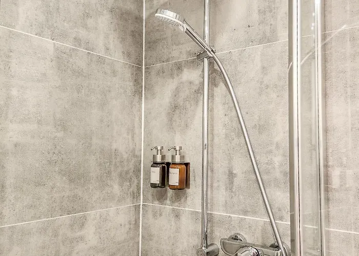 Appartement Geli Homes L1 - 2x Zimmer, 2x Kingsize Bett, 1 Bis 4 Personen, Parkplatz, Tv, Wifi, Kueche, Kaffee, Tee Lünen