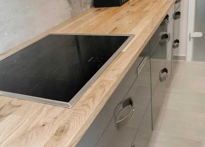 Appartement Geli Homes L1 - 2x Zimmer, 2x Kingsize Bett, 1 Bis 4 Personen, Parkplatz, Tv, Wifi, Kueche, Kaffee, Tee *