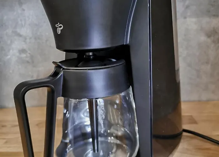 Geli Homes L1 - 2x Zimmer, 2x Kingsize Bett, 1 Bis 4 Personen, Parkplatz, Tv, Wifi, Kueche, Kaffee, Tee